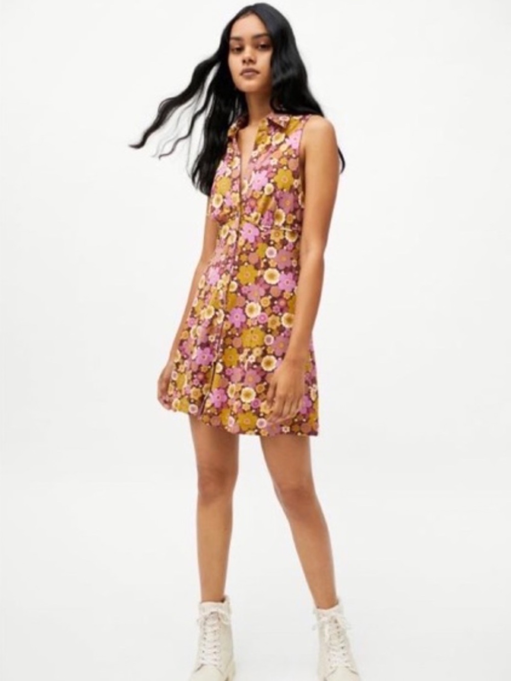 Urban Outfitters Retro 70s Inspired Groovy Boho Floral Button-Front Mini Dress